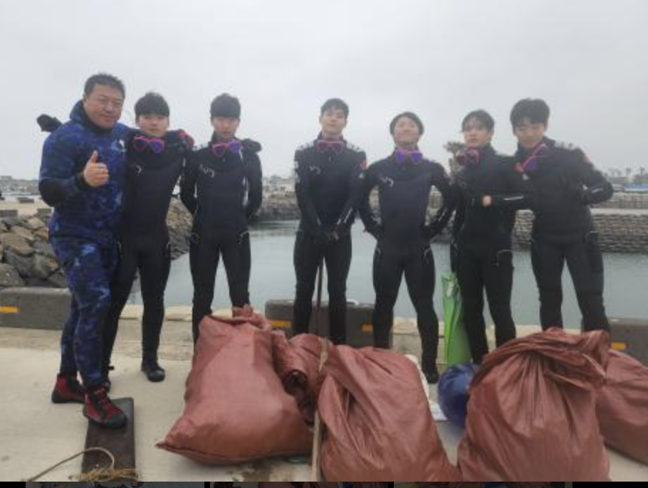 Spiritus Stories: Coastal Cleanup near Jeju Resort